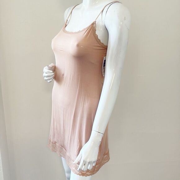 Hanky Panky 32” Fitted Slip Dress w Lace Hem Adjustable Straps in Mocha - Picture 6 of 6